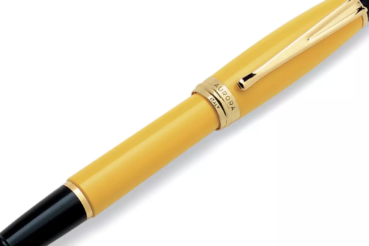 Aurora Ipsilon Yellow GT Fountain Pen